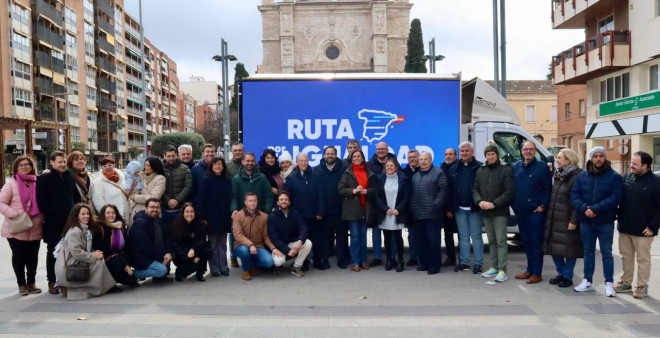 Núñez afirma que Page “puede quitarle las pilas al mando a distancia” con el que Puigdemont dirige la legislatura con el voto en contra de sus 8 diputados socialistas de Castilla-La Mancha